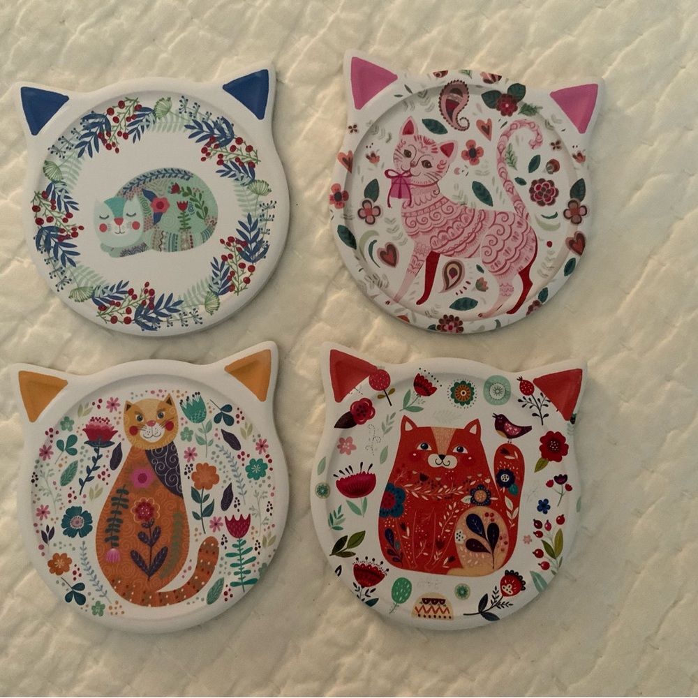 Set Of 4 “Cat Beauty” Water Absorbent Ceramic Cork Bottom Cat Coasters